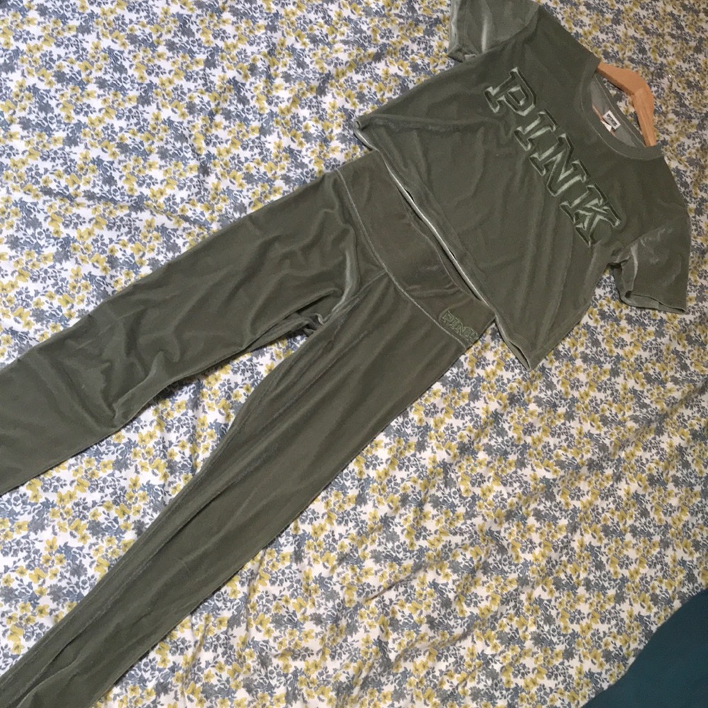 VSPink cute green velvet outfit